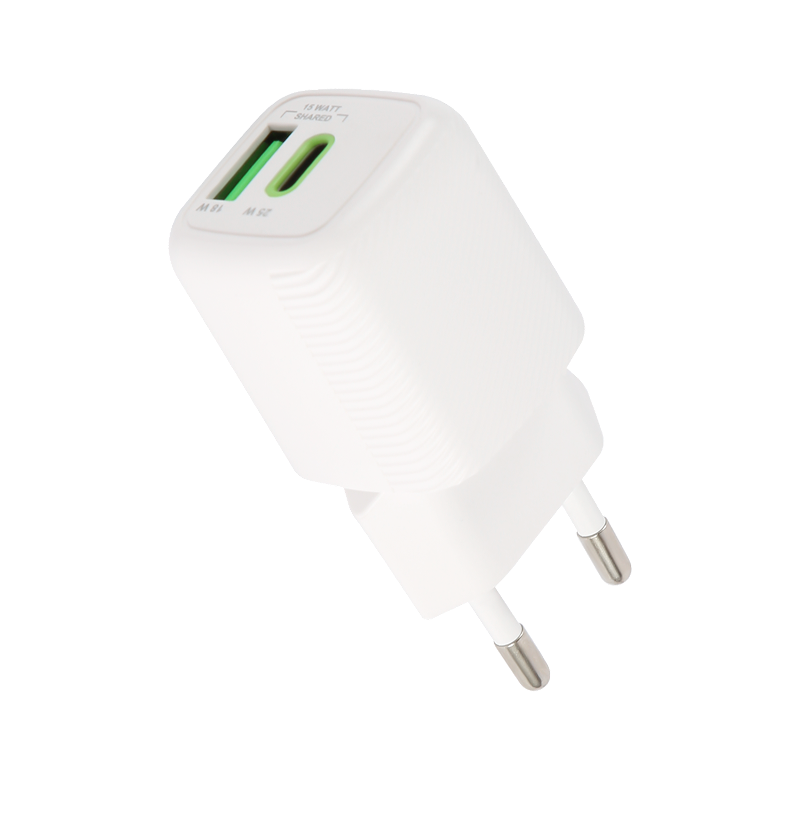 Red Line Pro (NQC-6) QC18W + Type-C 25W  белый