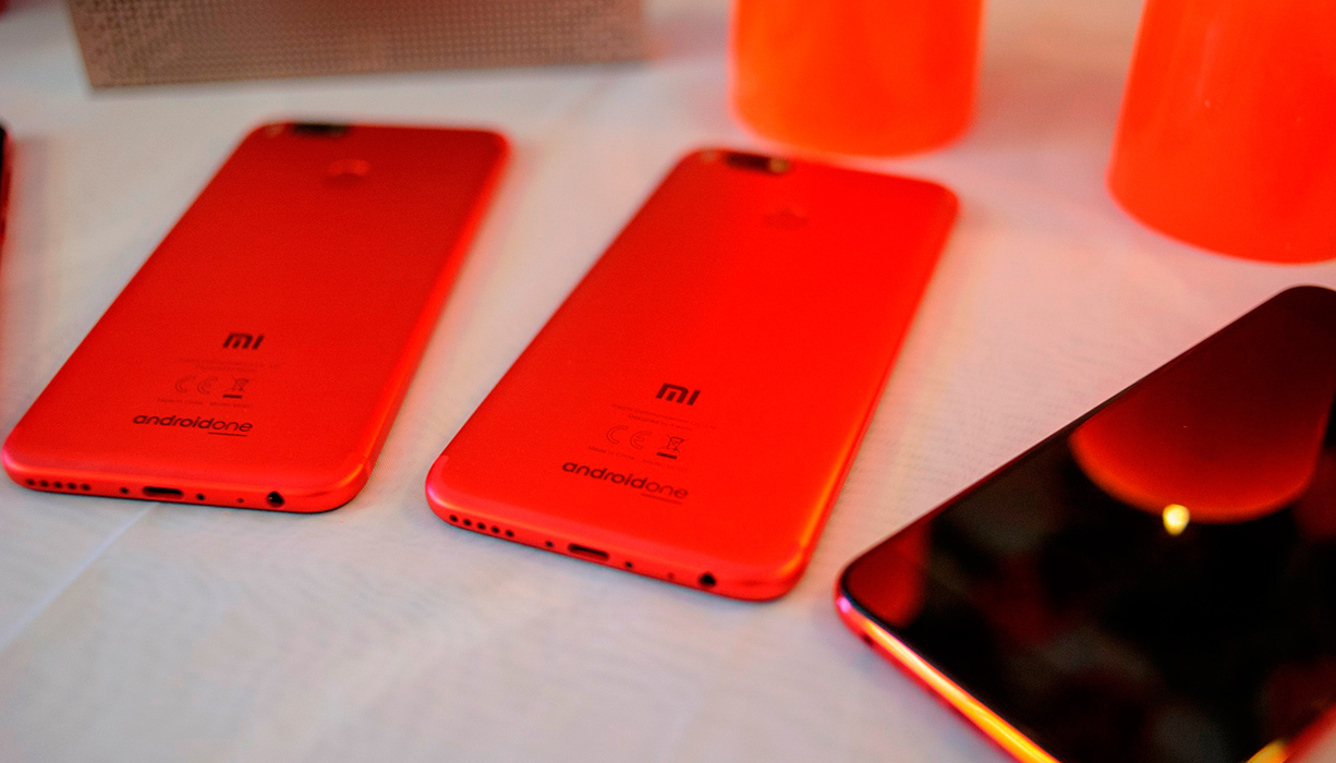 Xiaomi вышла на первое место по продажам смартфонов в Рунете