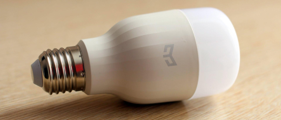 Yeelight LED Smart Bulb White удобная камера