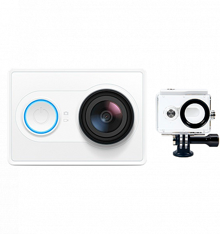 YI Экшн камера комплект с аквабоксом (белый)